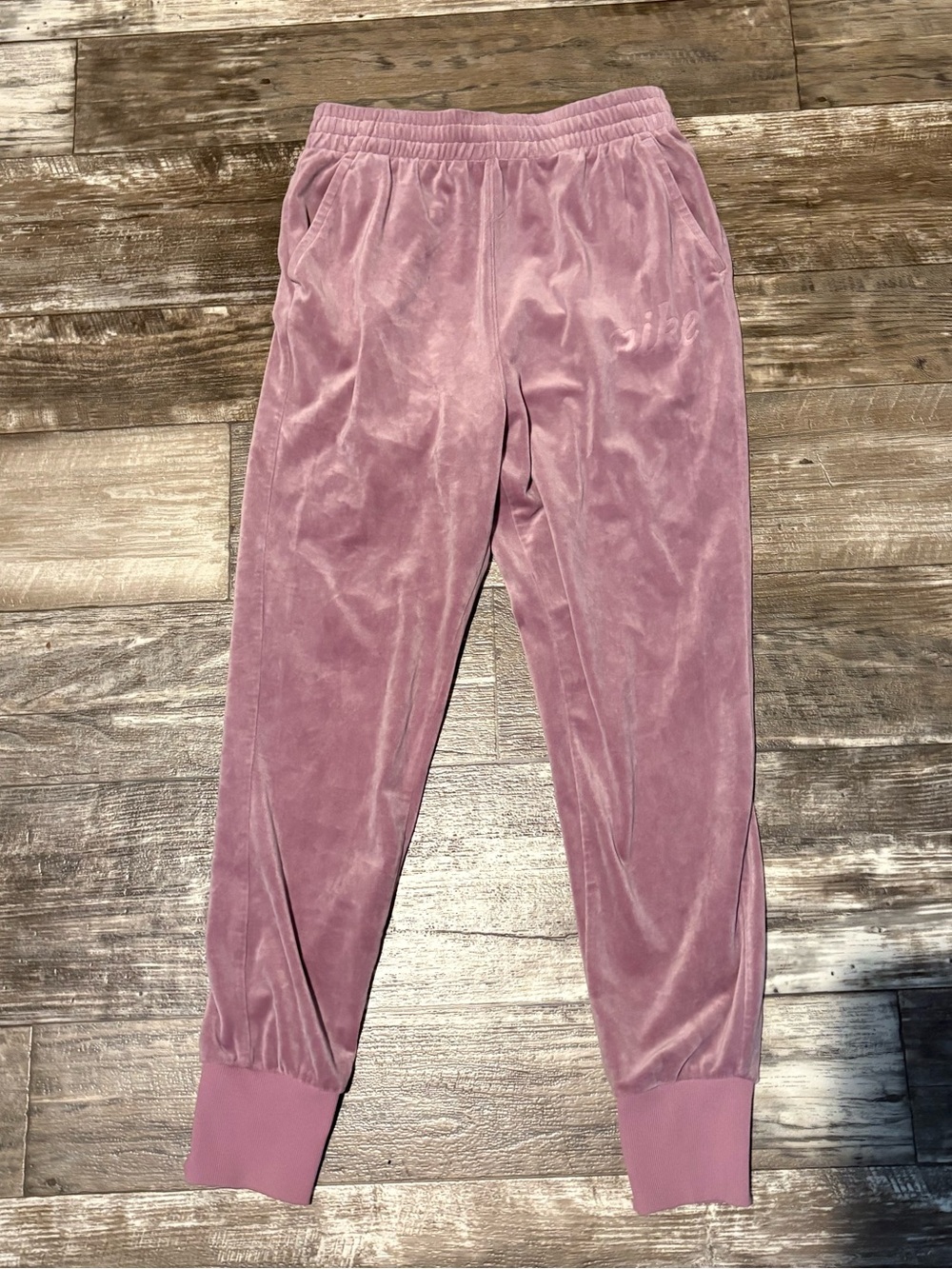 Nike Velour Jogger Pants in Dusty Pink Kids Size XL